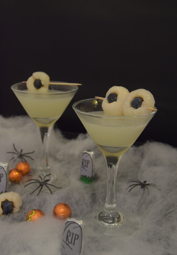 SPOOKY: Lychee Eyeball Martini for Halloween